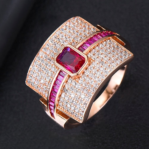 Anello impilabile per donne | Design di lusso | Zircone cubico | Anello di fidanzamento e statement
