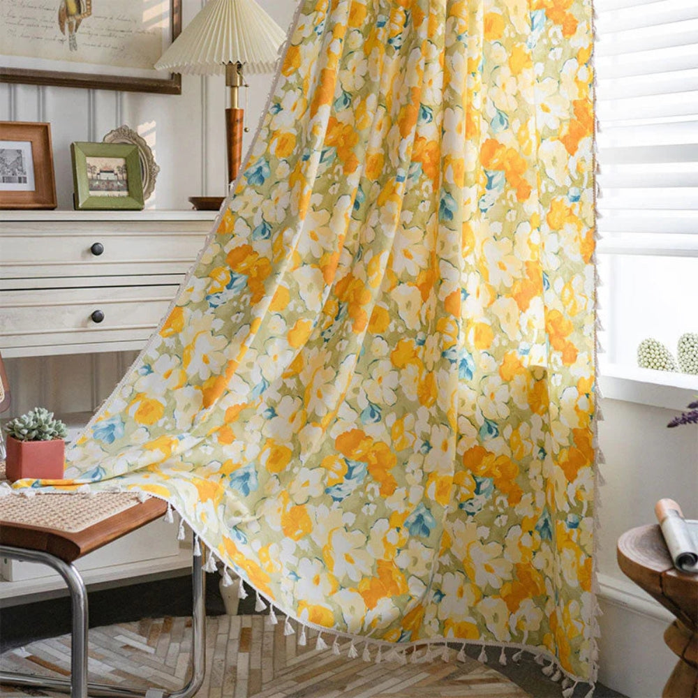GelbFlair: Tenda in stile country con struttura floreale e frange – filtrante e affascinante per la sala da pranzo