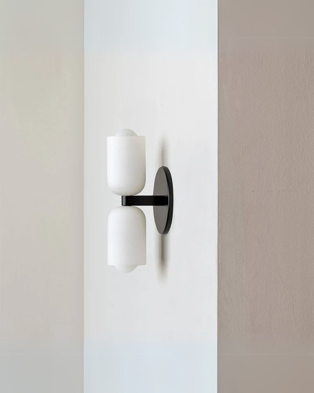 GlanzSphäre: Applique moderna – lampada a sfera in vetro doppio con luce calda, decorativa per camera da letto e soggiorno
