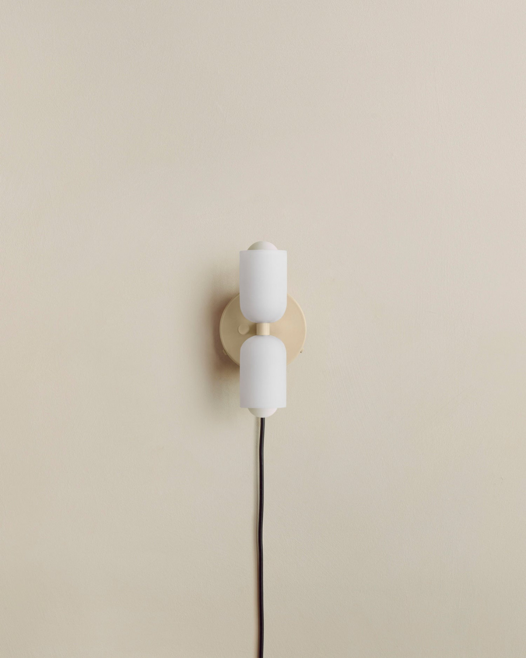 GlanzSphäre: Applique moderna – lampada a sfera in vetro doppio con luce calda, decorativa per camera da letto e soggiorno