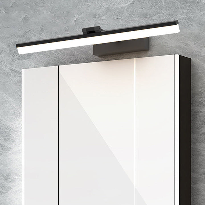 GlanzSpiegel: Applique LED minimalista – elegante ed energeticamente efficiente per il bagno