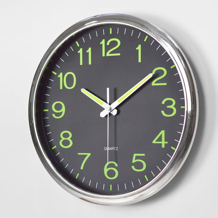 GlanzTick: Orologio a muro LED grande con display luminoso e design elegante – per corridoio e soggiorno