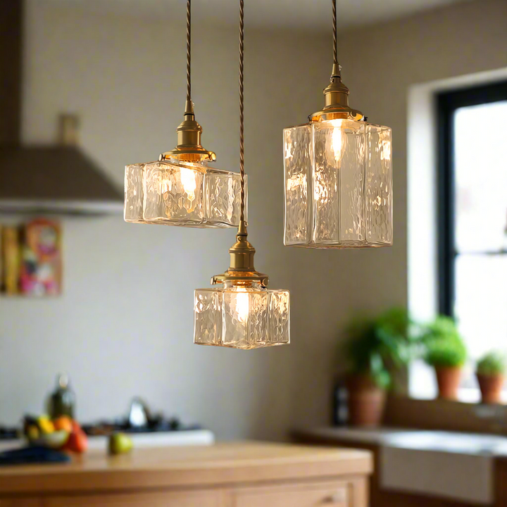 GlasLume: Lampadario in Vetro Vintage – Lampada a Sospensione Retro con Dettagli in Ottone