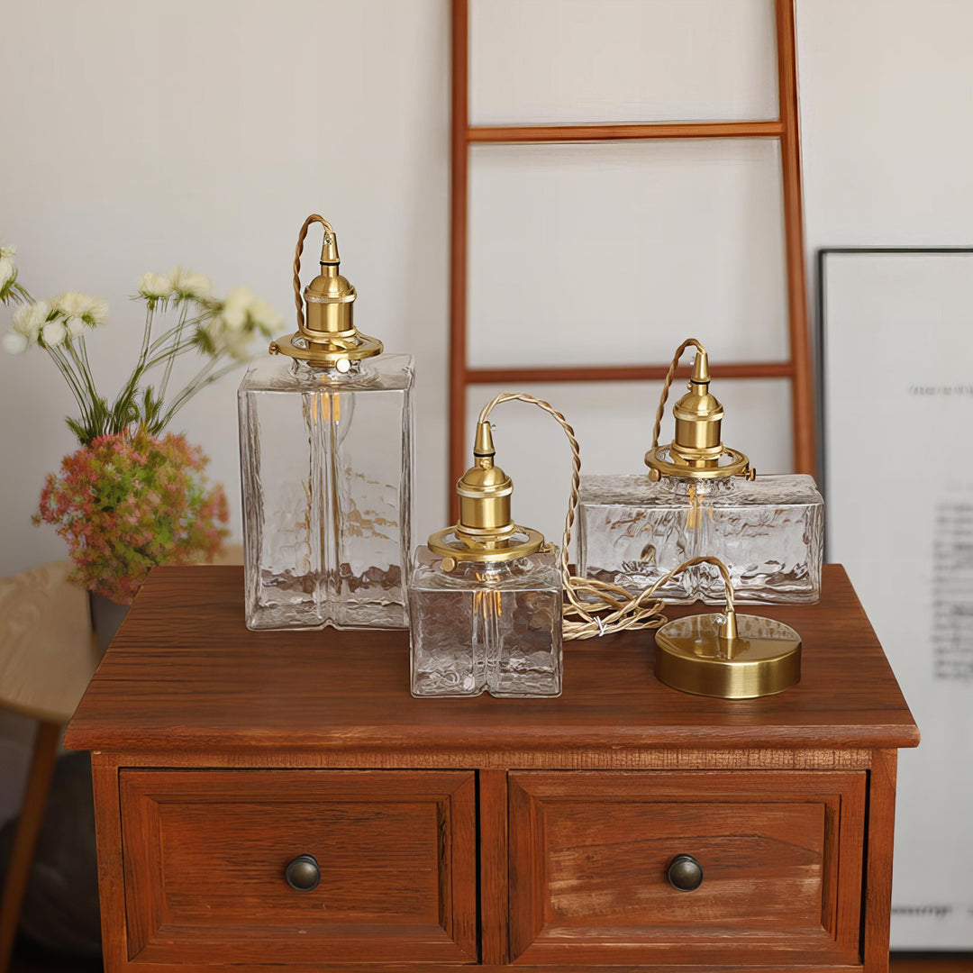 GlasLume: Lampadario in Vetro Vintage – Lampada a Sospensione Retro con Dettagli in Ottone