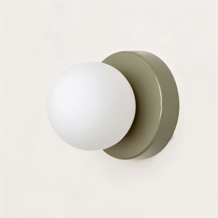 GlowSphere: Elegante lampada da parete LED in vetro bianco – Luce stilosa per soggiorno e camera da letto