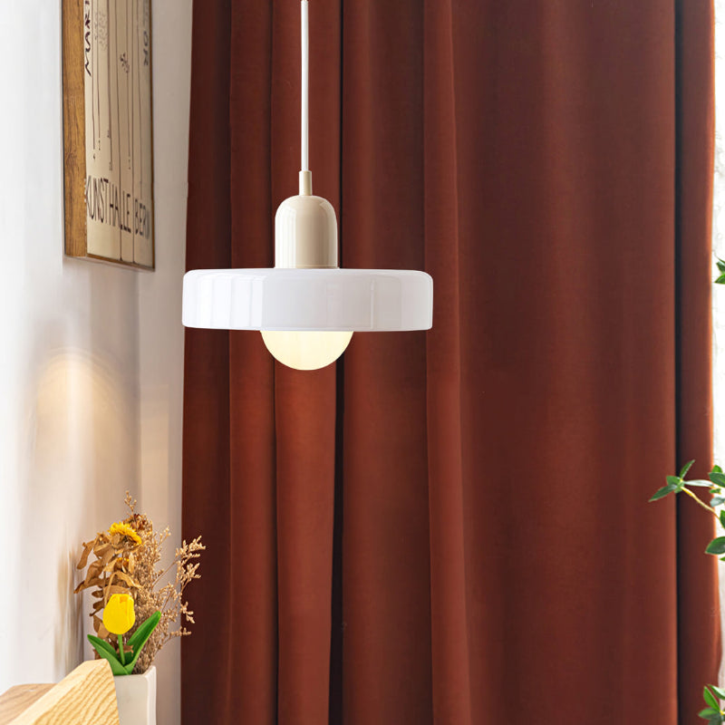 HaloLicht: Lampada a sospensione in vetro in stile Art Déco per ambienti eleganti