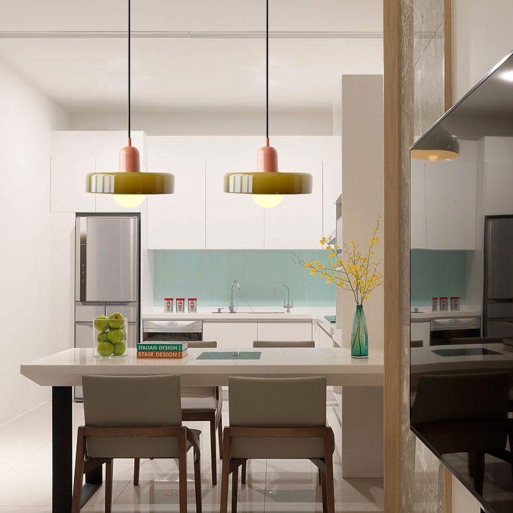 HaloLicht: Lampada a sospensione in vetro in stile Art Déco per ambienti eleganti