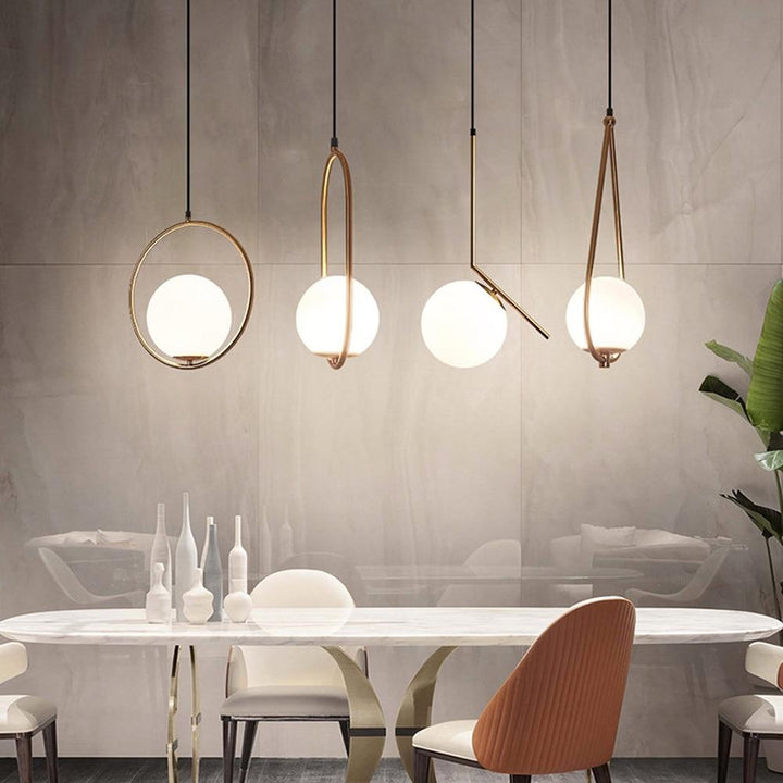 Harmonelle: Lampada a sospensione in vetro e ferro in quattro varianti di stile – per ambienti eleganti