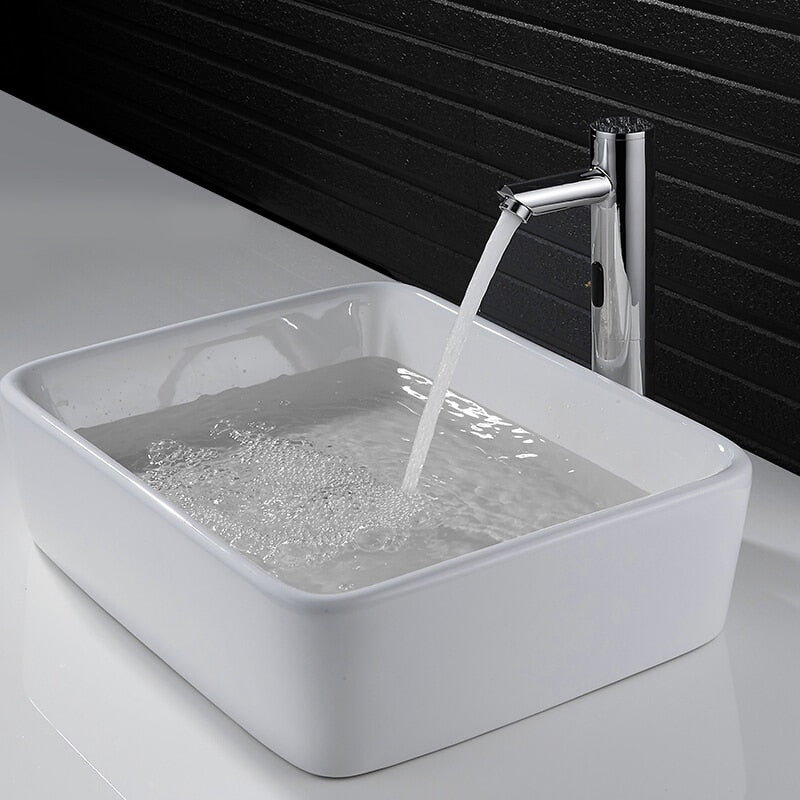 HydroMotion – Rubinetto Sensoriale Senza Contatto Intelligente