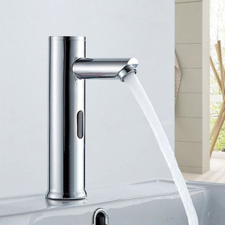 HydroMotion – Rubinetto Sensoriale Senza Contatto Intelligente