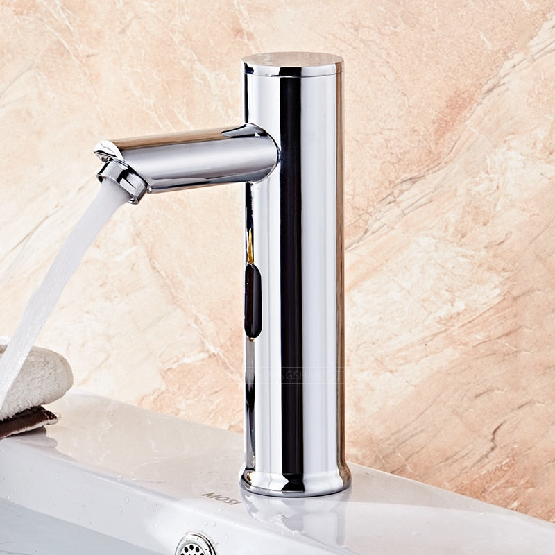 HydroMotion – Rubinetto Sensoriale Senza Contatto Intelligente