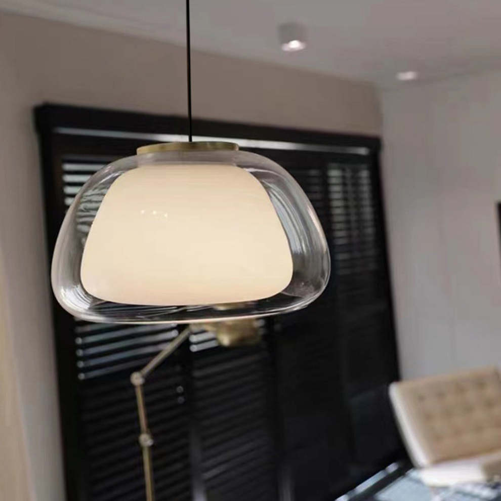 Jellura: Lampada a sospensione in vetro bianco con diffusore in forma di jelly moderna – per un&