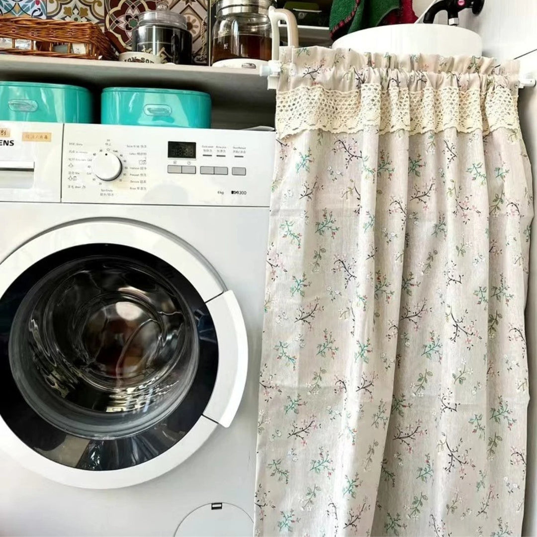 Kabinettsgnade: Tendaggi con motivo floreale – eleganti tendine per finestre di cucina e decorazioni da caffè