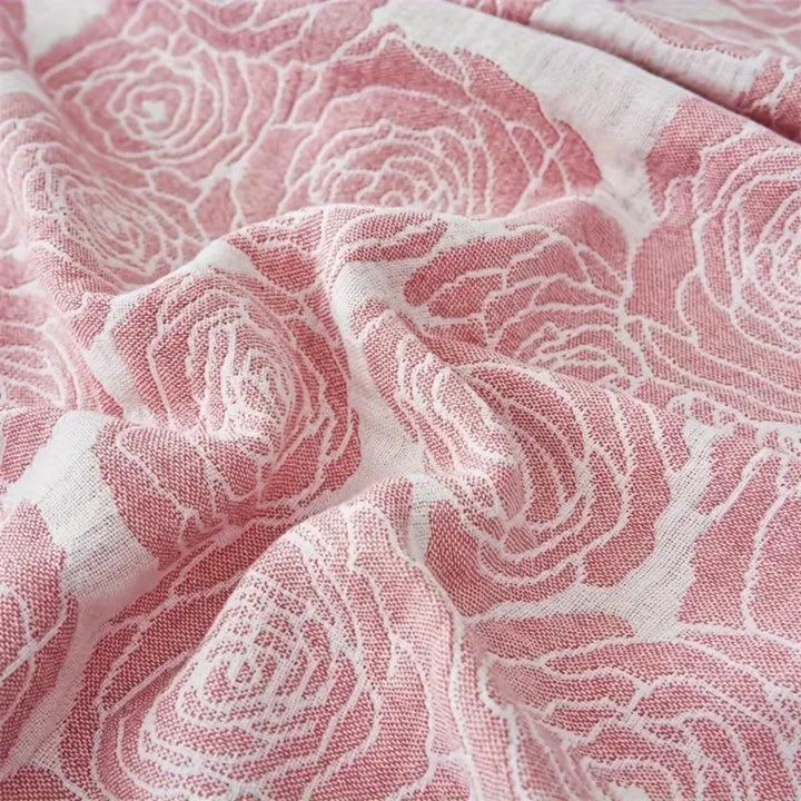 Köderflüstern: Elegante coperta in cotone con jacquard a rose e struttura leggera – per divano e camera da letto