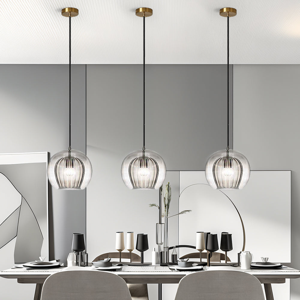KristallKugel: Lampada a sospensione in vetro moderno a forma di sfera – decorativa e senza tempo per ambienti abitativi e camere da letto
