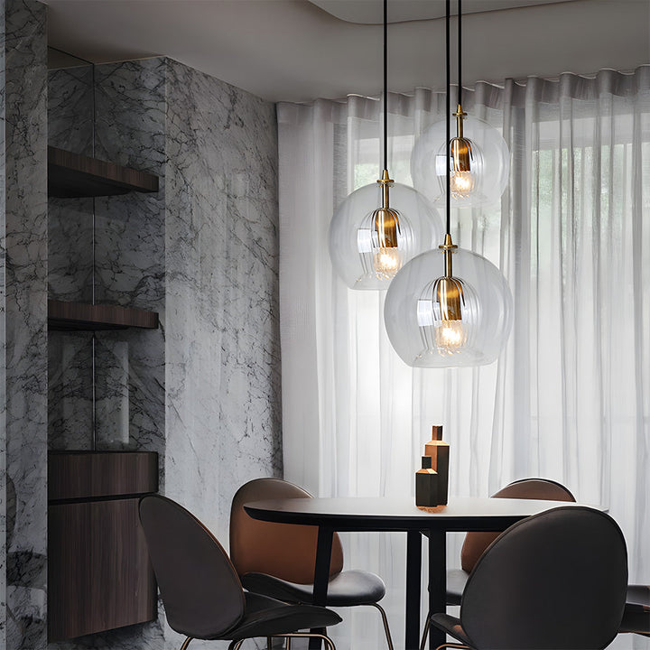 KristallKugel: Lampada a sospensione in vetro moderno a forma di sfera – decorativa e senza tempo per ambienti abitativi e camere da letto