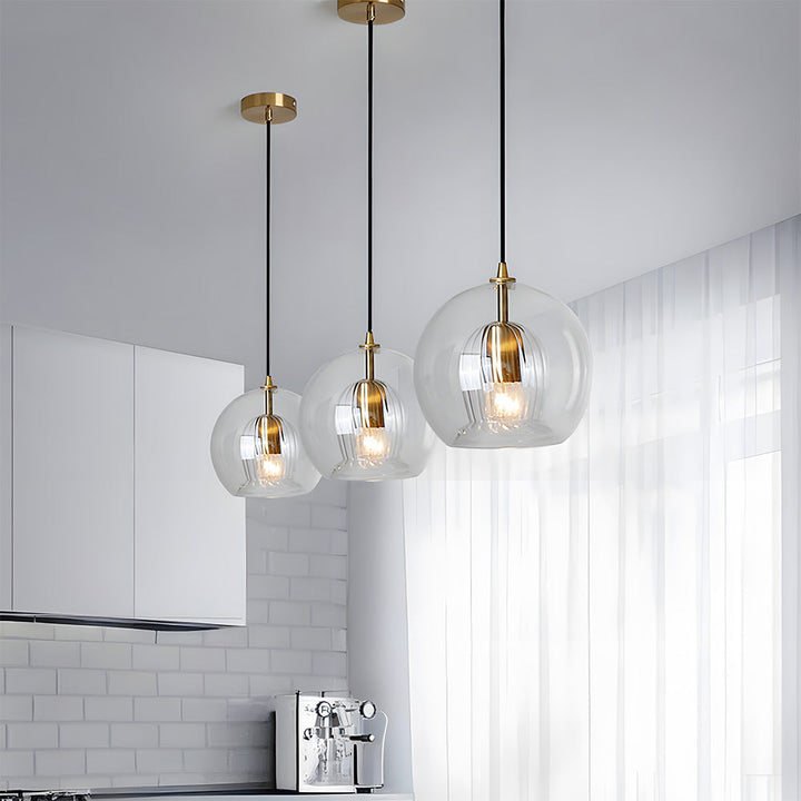 KristallKugel: Lampada a sospensione in vetro moderno a forma di sfera – decorativa e senza tempo per ambienti abitativi e camere da letto