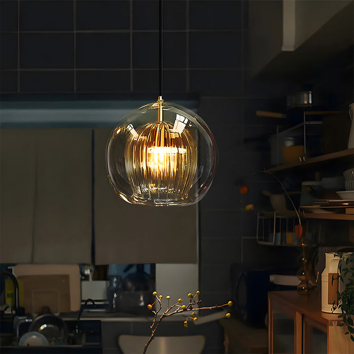 KristallKugel: Lampada a sospensione in vetro moderno a forma di sfera – decorativa e senza tempo per ambienti abitativi e camere da letto