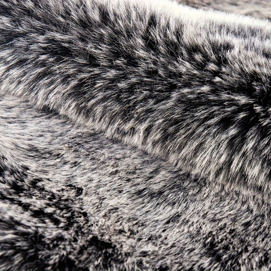 KuschelFell: Tappeto poligonale in pelliccia sintetica con superficie morbida – per terrazza e picnic