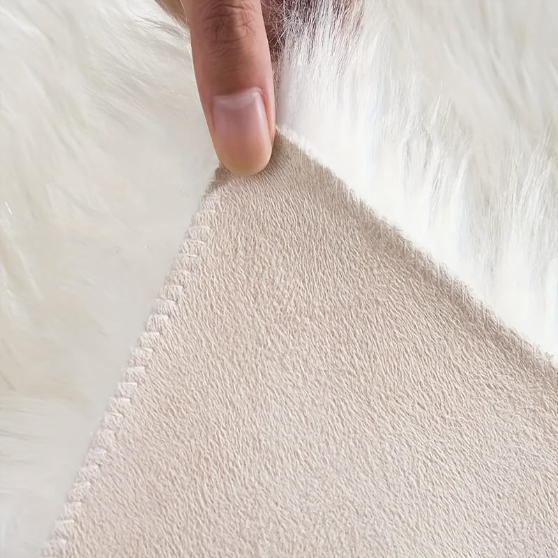 KuschelLux: Tappeto in pelliccia sintetica morbida con struttura lavorata a maglia e aspetto accogliente – per ambienti moderni