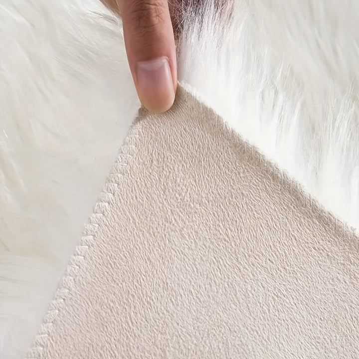 KuschelLux: Tappeto in pelliccia sintetica morbida con struttura lavorata a maglia e aspetto accogliente – per ambienti moderni