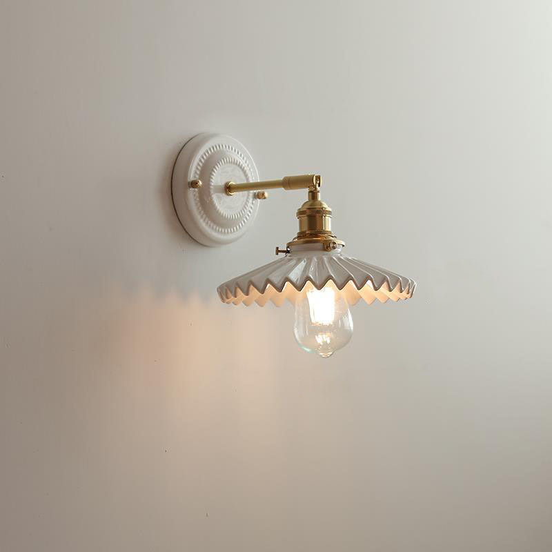 KyoLicht: Applique Vintage in Ceramica e Ottone dal Design Giapponese – per Camera da Letto e Soggiorno