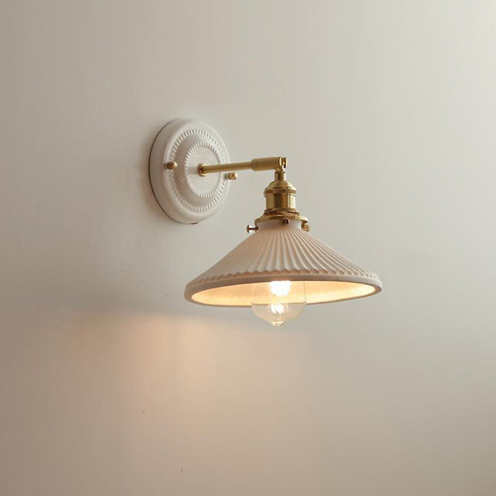 KyoLicht: Applique Vintage in Ceramica e Ottone dal Design Giapponese – per Camera da Letto e Soggiorno