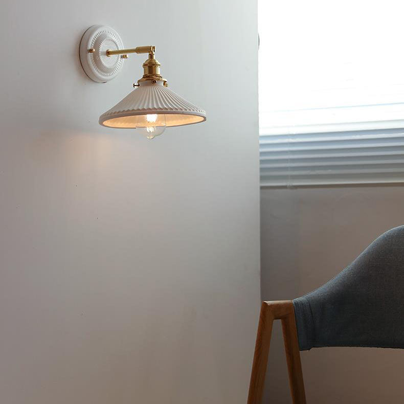 KyoLicht: Applique Vintage in Ceramica e Ottone dal Design Giapponese – per Camera da Letto e Soggiorno