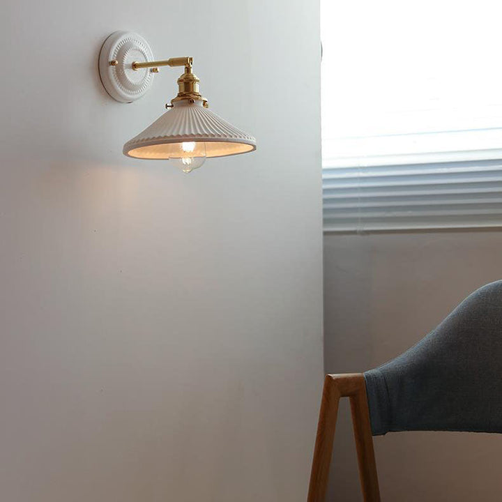 KyoLicht: Applique Vintage in Ceramica e Ottone dal Design Giapponese – per Camera da Letto e Soggiorno