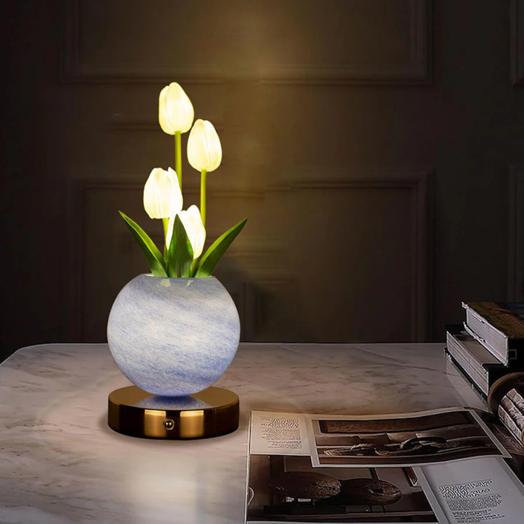 Lampada da tavolo a LED a forma di tulipano