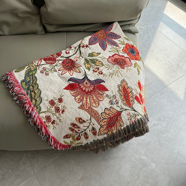 CharmeRurale: Copr sofa con motivo floreale e frange decorative – per soggiorno e divano