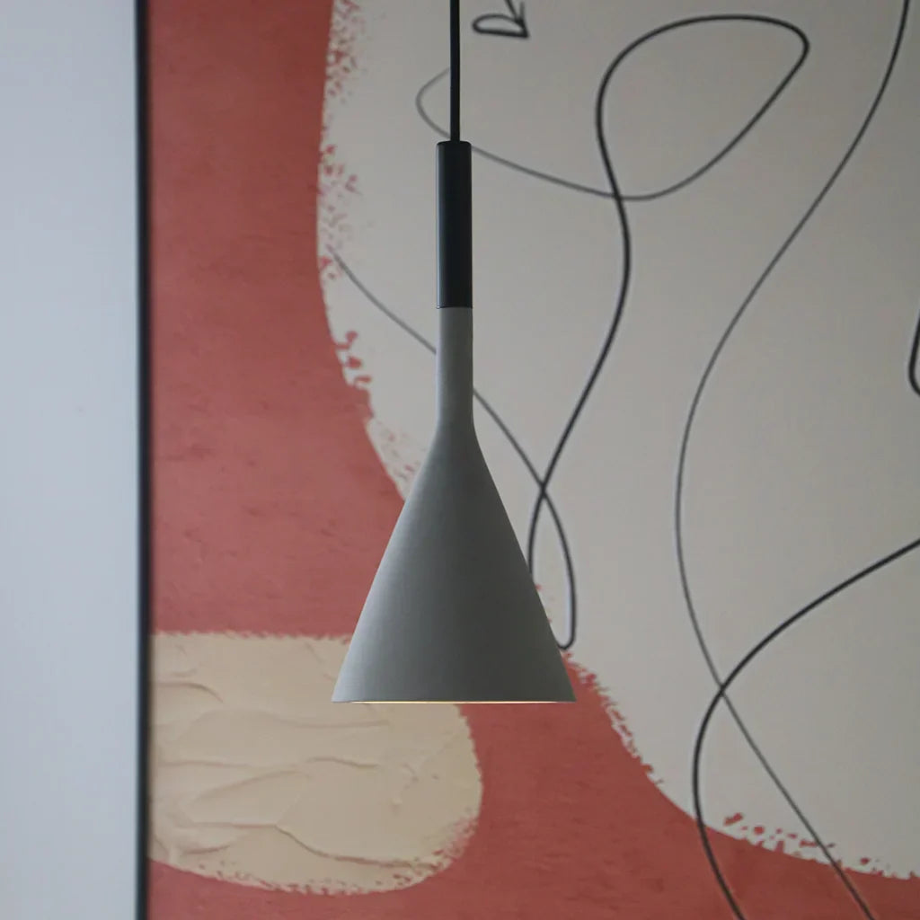 LavalIndustrie: Lampada a sospensione in cemento dal design industriale moderno con accenti metallici – per sala da pranzo e soggiorno