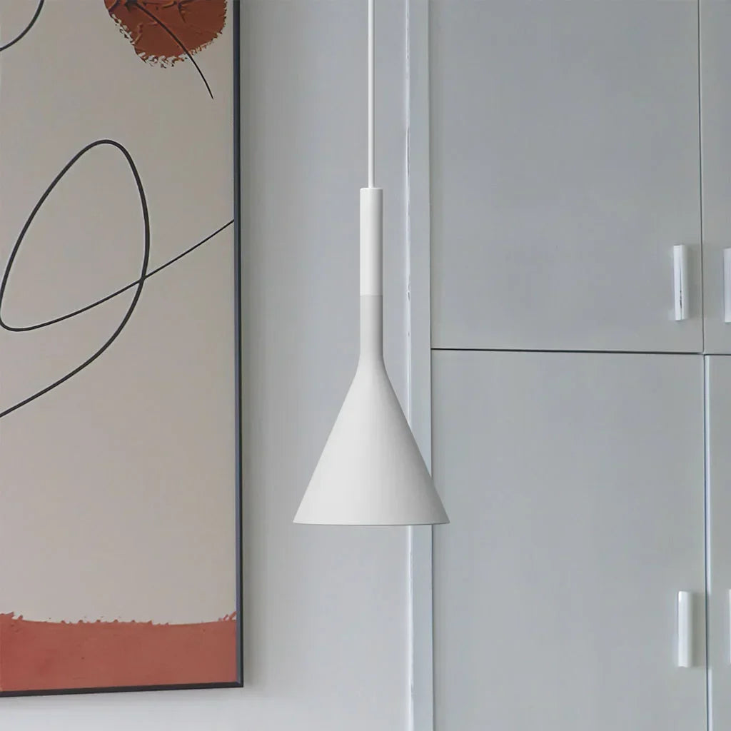 LavalIndustrie: Lampada a sospensione in cemento dal design industriale moderno con accenti metallici – per sala da pranzo e soggiorno