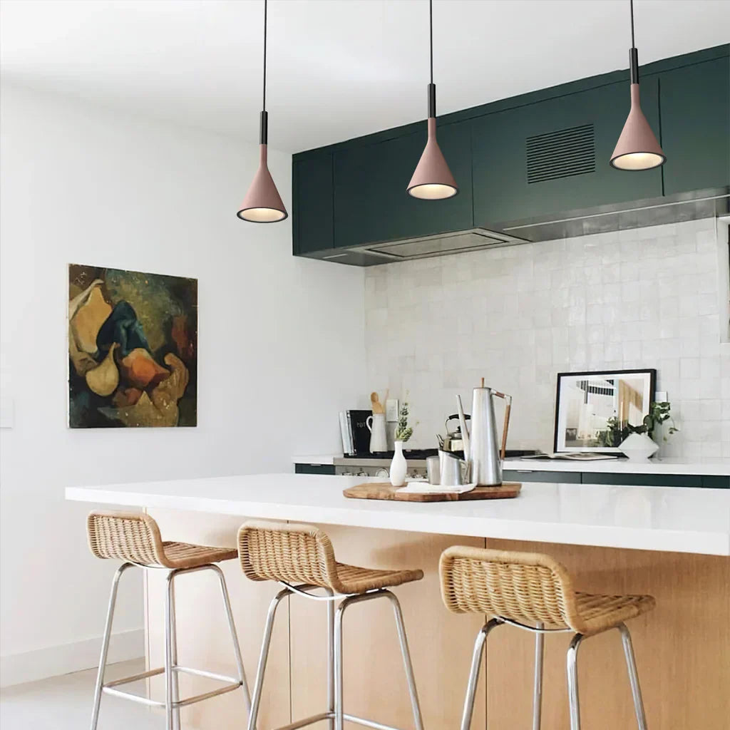 LavalIndustrie: Lampada a sospensione in cemento dal design industriale moderno con accenti metallici – per sala da pranzo e soggiorno