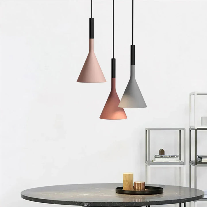 LavalIndustrie: Lampada a sospensione in cemento dal design industriale moderno con accenti metallici – per sala da pranzo e soggiorno