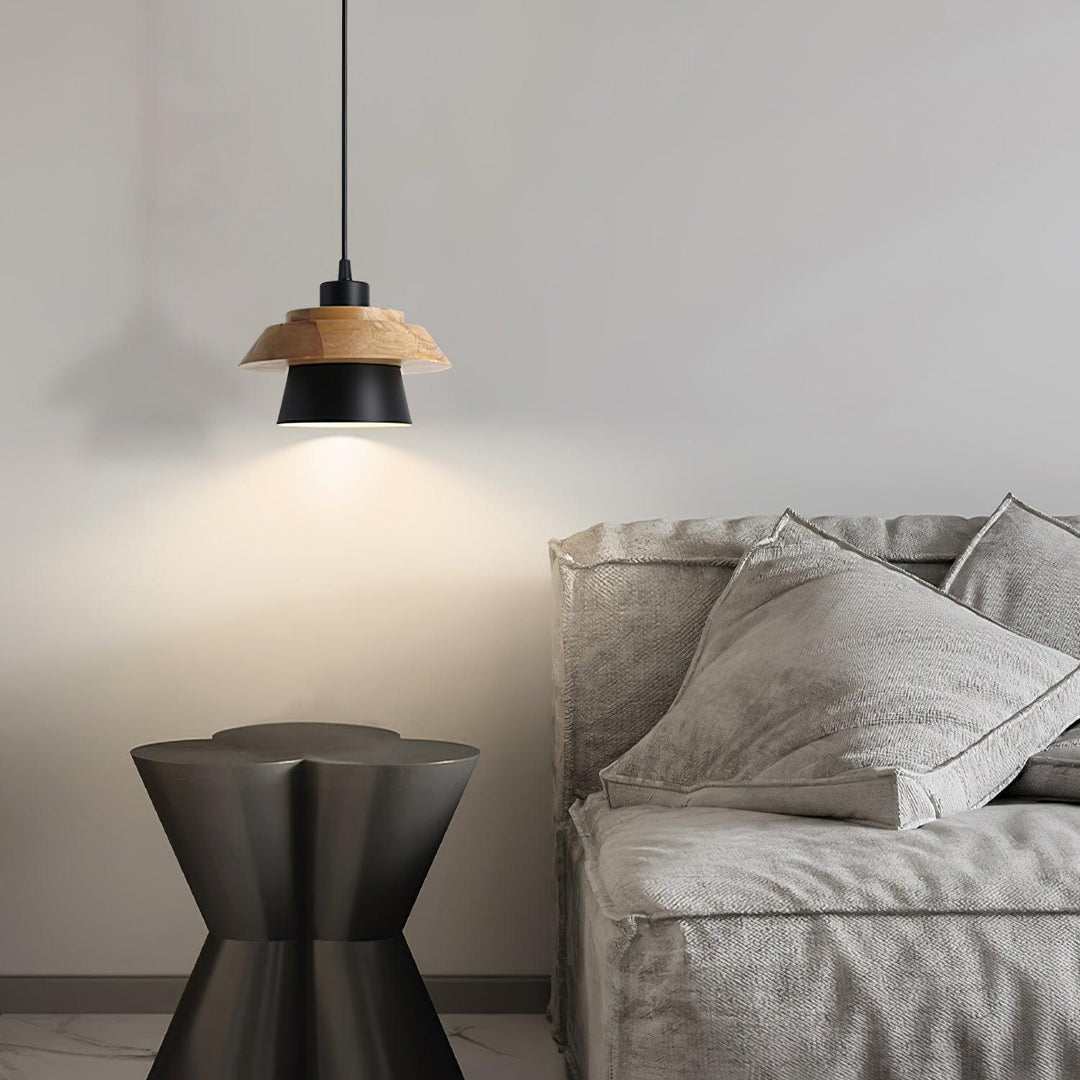 Lignora: Lampada a sospensione in legno e pietra con superficie strutturata e luce calda – per soggiorno e bar