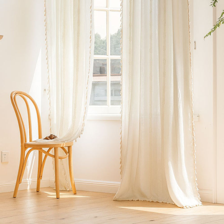 LuftigerCharme: tende semi-trasparenti in stile rigato con frange – decorative e facili da curare per gli ambienti abitativi