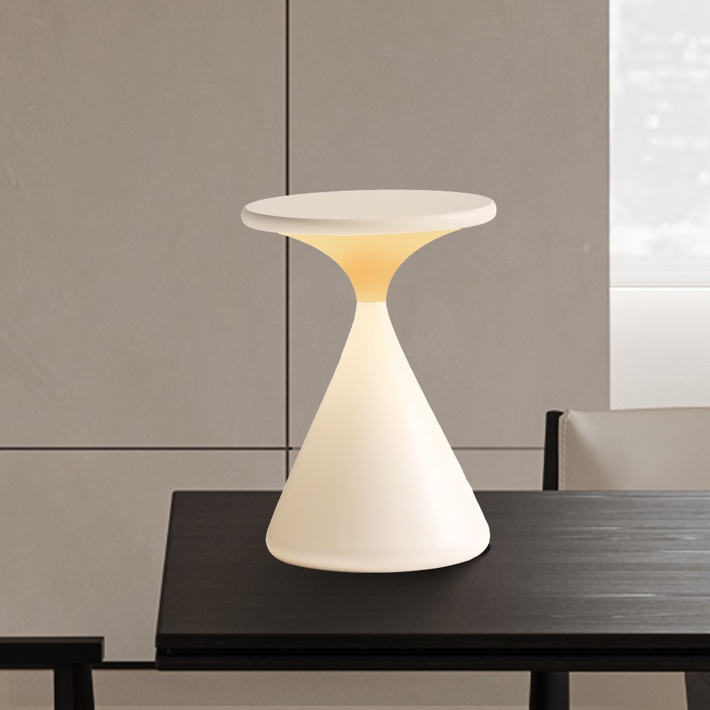 Lumevia: Lampada da Tavolo LED Senza Fili – Luce a Batteria Dimmerabile in Design a Clessidra