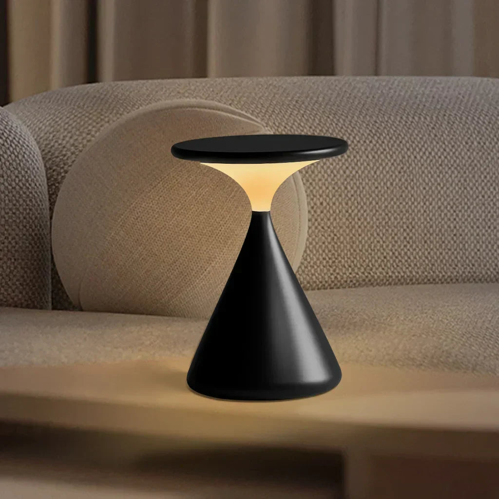 Lumevia: Lampada da Tavolo LED Senza Fili – Luce a Batteria Dimmerabile in Design a Clessidra