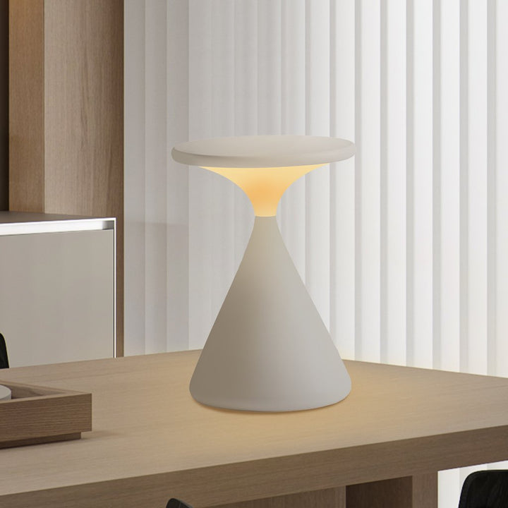Lumevia: Lampada da Tavolo LED Senza Fili – Luce a Batteria Dimmerabile in Design a Clessidra
