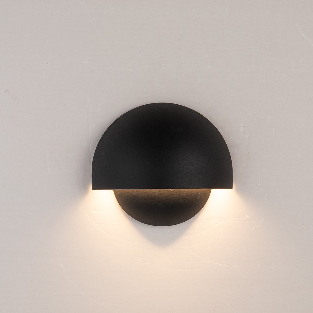 LumiAqua: Applique LED – Luce Bianco Caldo