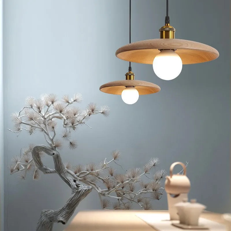 LumiArte: Lampada a sospensione in legno con vetrate – Luce LED moderna per sala da pranzo e soggiorno