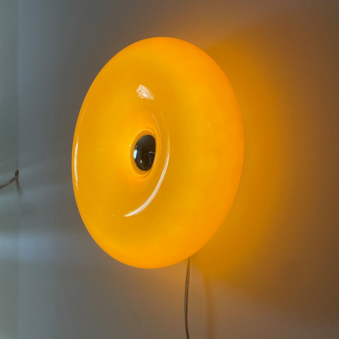 LumiDon: Lampada da tavolo e da parete Bauhaus a forma di donut – Design moderno a LED per la casa