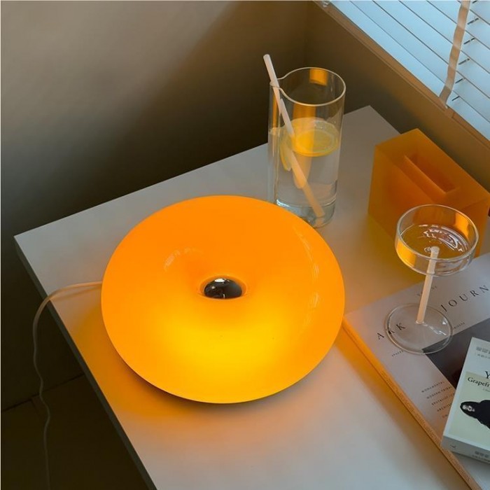 LumiDon: Lampada da tavolo e da parete Bauhaus a forma di donut – Design moderno a LED per la casa