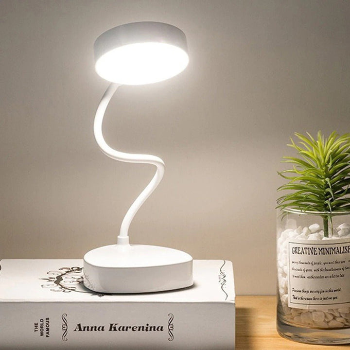 LumiFlex: Lampada da scrivania LED dimmerabile con controllo touch e design flessibile