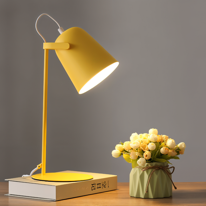 LumiFlex: Lampada da tavolo LED moderna e girevole – lampada da scrivania a bassa emissione di luce per leggere e lavorare