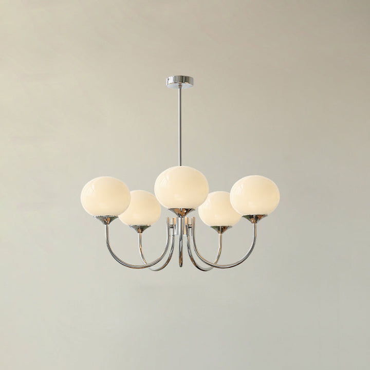 LumiRosé: Lampadario Designer con finitura dorata e paralumi in vetro