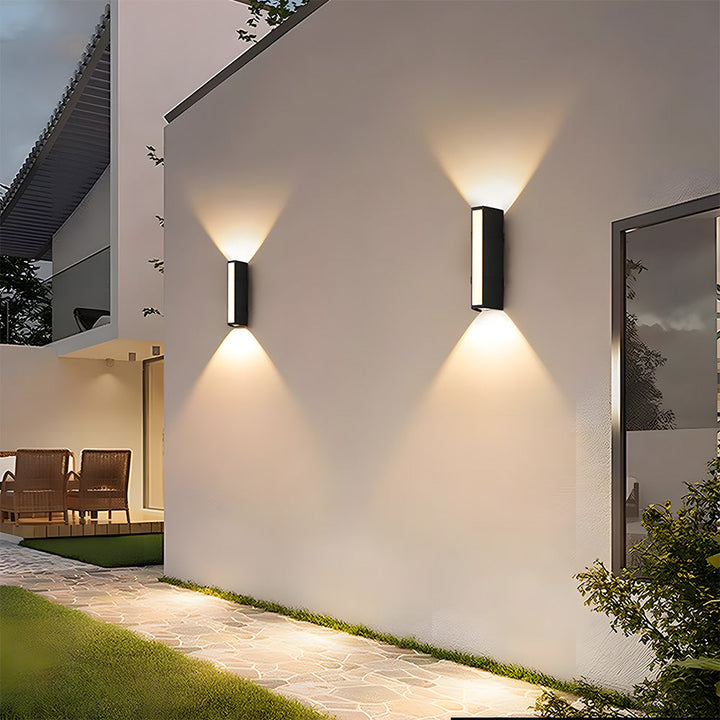 LumiStrahl: Applique LED da esterno ultra luminosa e resistente alle intemperie – lampada da parete moderna per giardino e terrazza
