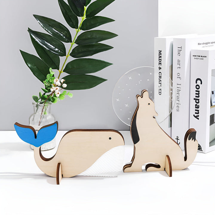 LumiZoo: Lampada da tavolo per bambini in legno con luce notturna LED e adorabili motivi animali – per camerette e stanze per neonati