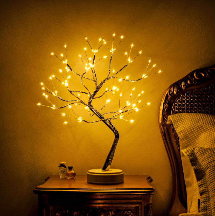 LumoBaum: Lampada albero di luci LED – Lampada da tavolo decorativa senza fili con batteria